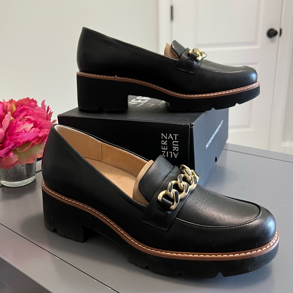 Naturalizer Black Leather Desi Slide on Loafers with Gold Chain Accent